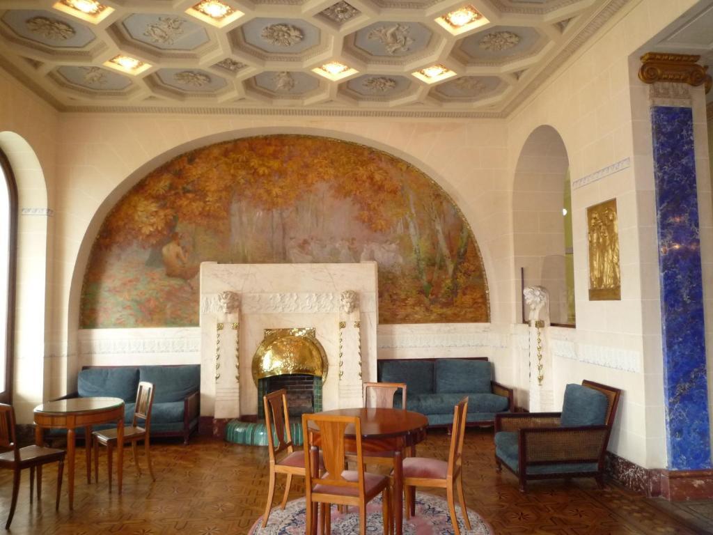 Aux Meubles Du Manoir Aparthotel Εξ Λε Μπαν Εξωτερικό φωτογραφία