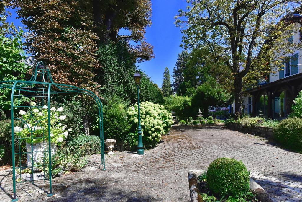 Aux Meubles Du Manoir Aparthotel Εξ Λε Μπαν Εξωτερικό φωτογραφία