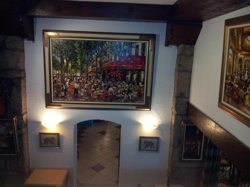 Aux Meubles Du Manoir Aparthotel Εξ Λε Μπαν Εξωτερικό φωτογραφία