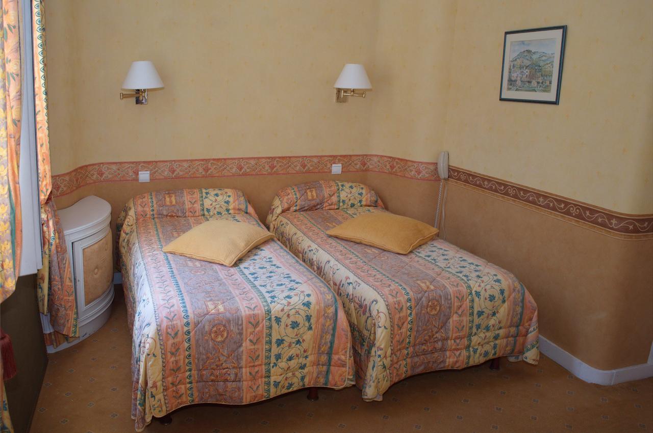 Aux Meubles Du Manoir Aparthotel Εξ Λε Μπαν Εξωτερικό φωτογραφία