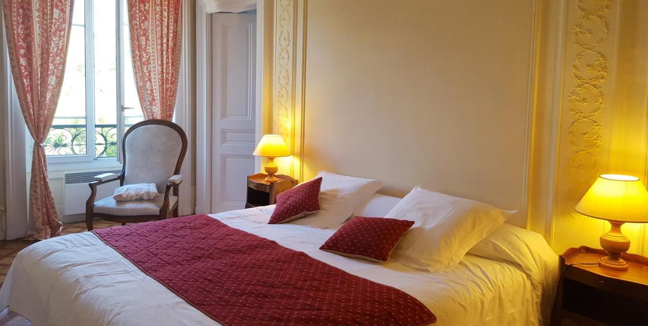 Aux Meubles Du Manoir Aparthotel Εξ Λε Μπαν Εξωτερικό φωτογραφία