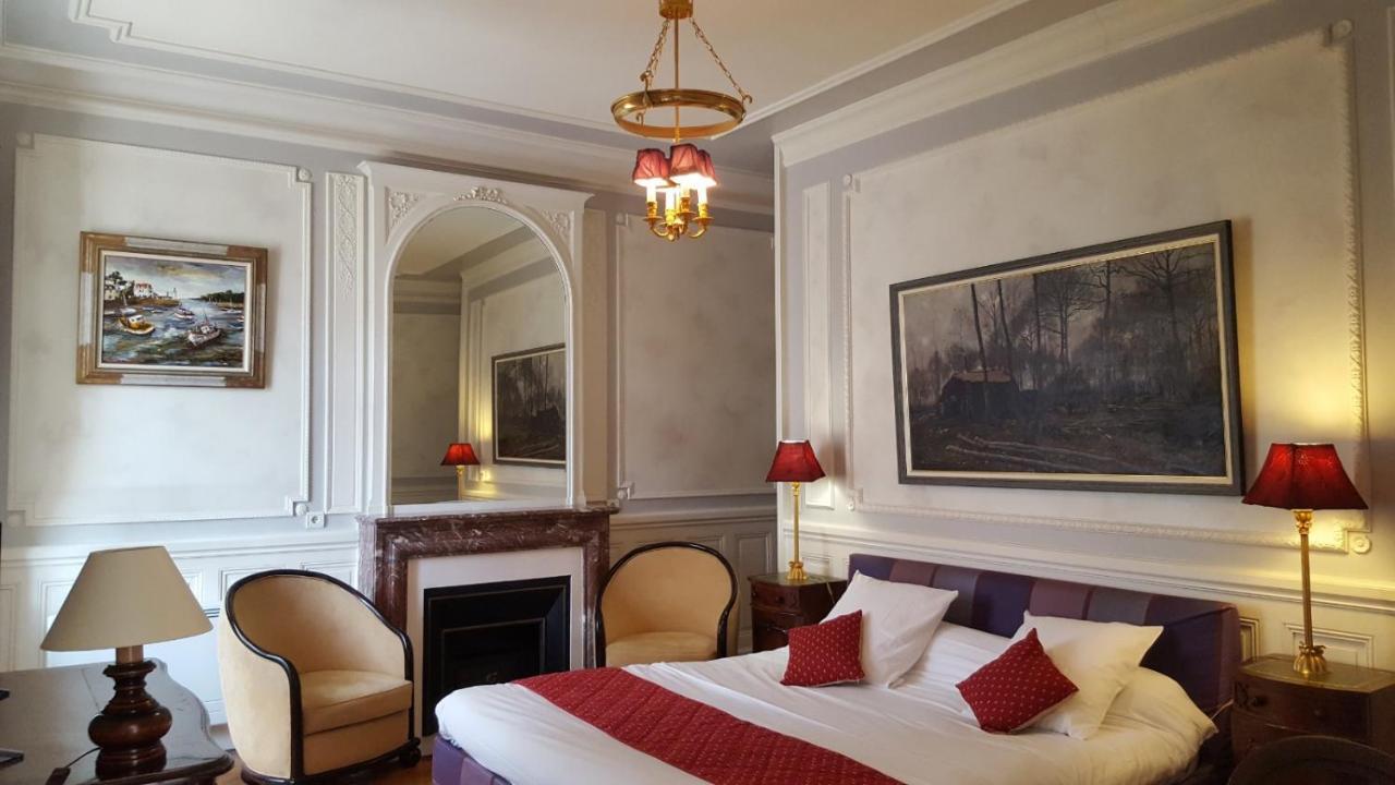 Aux Meubles Du Manoir Aparthotel Εξ Λε Μπαν Εξωτερικό φωτογραφία